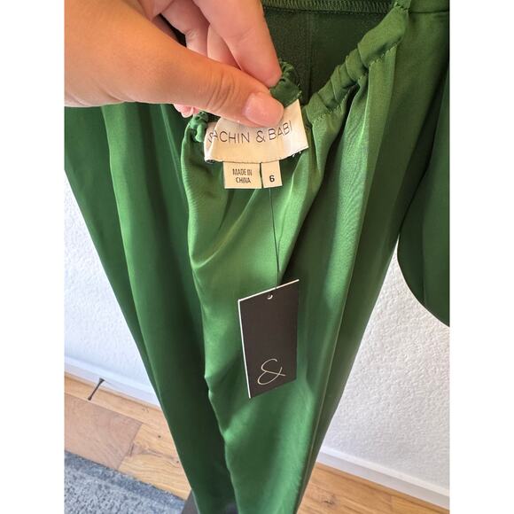 Sachin & Babi || Angelina Gown - Picture 5 of 6